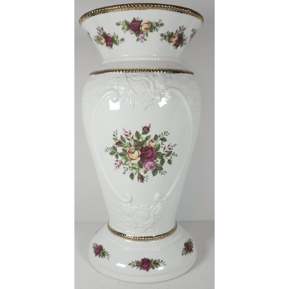 Royal Albert Old Country Roses Cameo Basket Weave Vase Large EUC